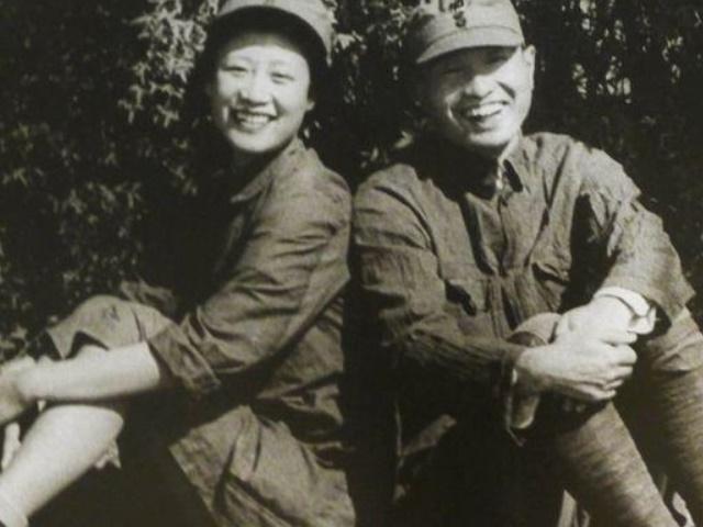 國防部長是干什么的，職責(zé)與重要性解析，國防部長職責(zé)與重要性解析，守護國家安全的重要角色
