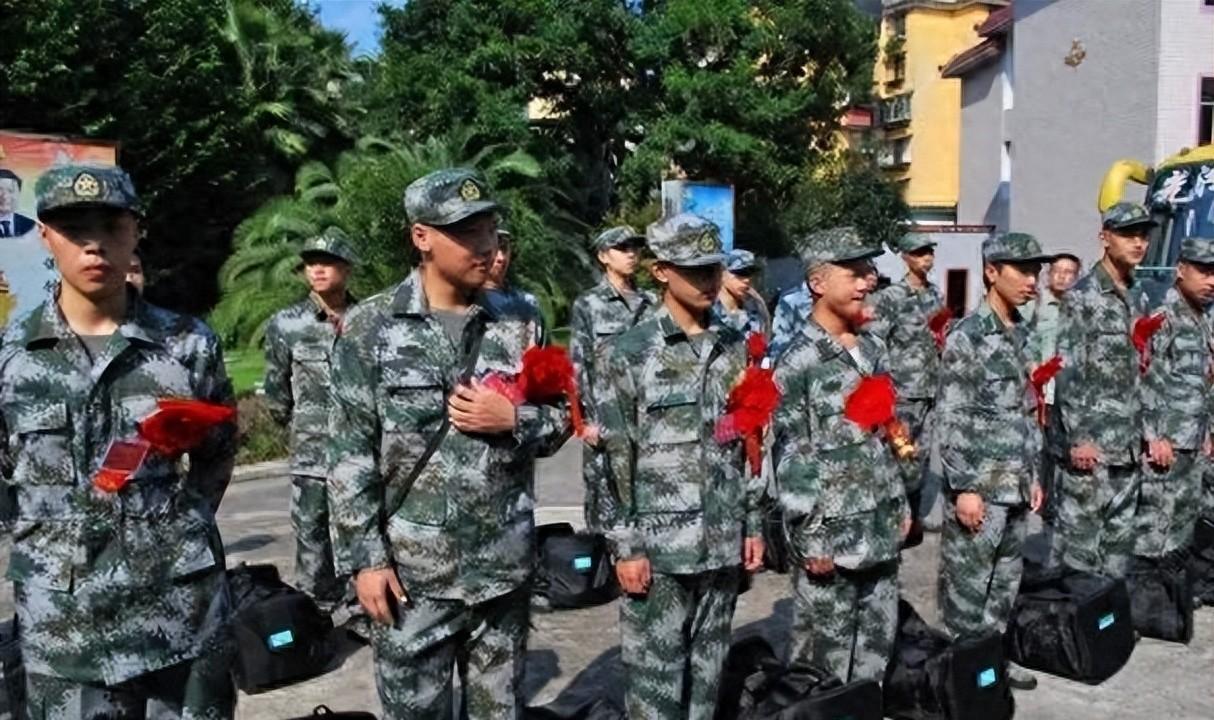 中央軍事委員會(huì)組成人員表及其職責(zé)與重要性，中央軍事委員會(huì)組成人員表、職責(zé)與重要性解析