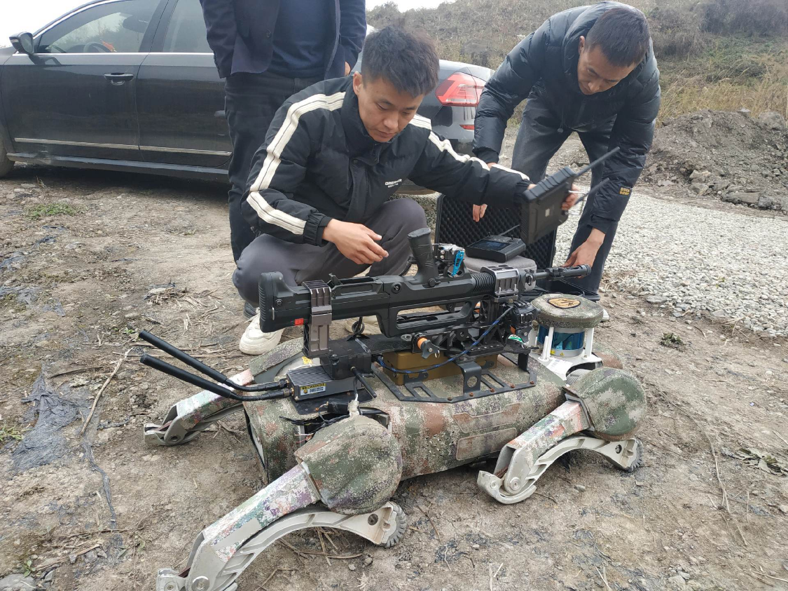 軍用重型防彈盾牌，保護(hù)戰(zhàn)士的生命線，軍用重型防彈盾牌，戰(zhàn)士的生命守護(hù)者