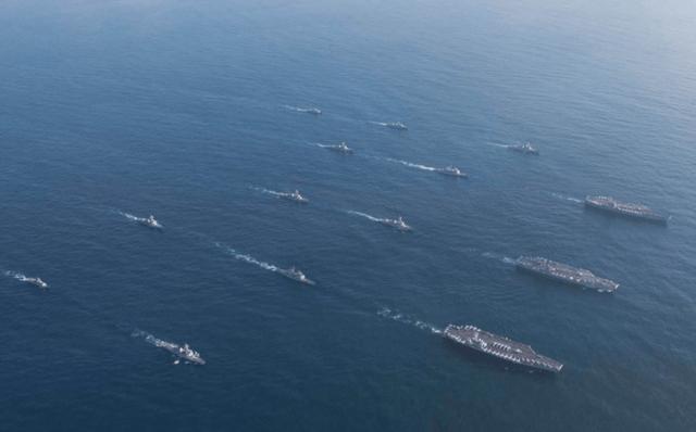 美軍艦穿越海峽，國(guó)際水域的航行自由與挑戰(zhàn)，美軍艦穿越海峽，航行自由與國(guó)際水域的挑戰(zhàn)