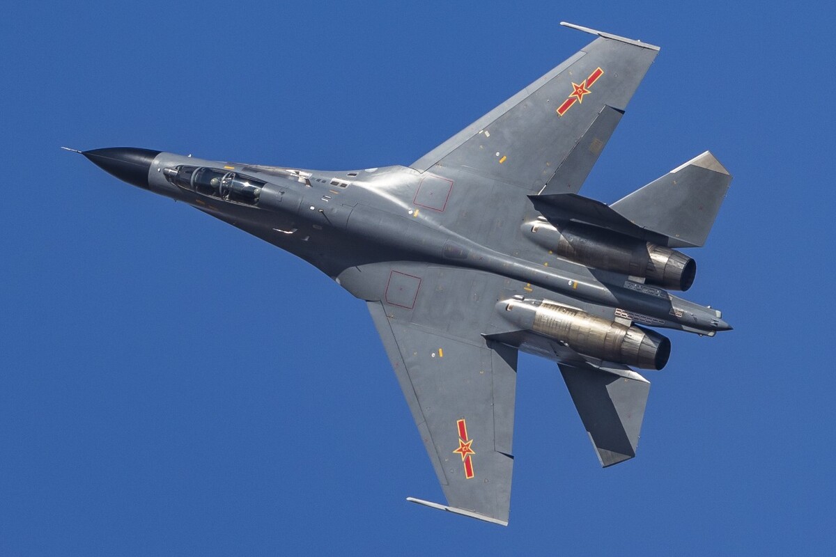 殲-11戰(zhàn)斗機(jī)深度解析資料，殲-11戰(zhàn)斗機(jī)深度解析與性能探討