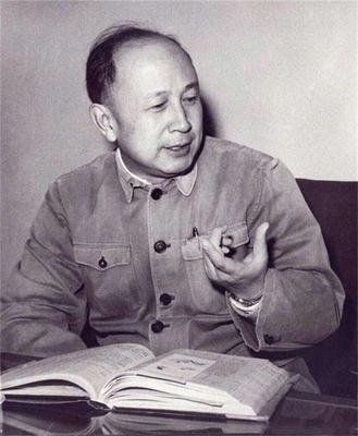 錢學(xué)森的成就和貢獻(xiàn)，偉大的科學(xué)家的一生，錢學(xué)森的偉大成就與科學(xué)貢獻(xiàn)，一生獻(xiàn)身于科學(xué)事業(yè)的光輝歷程