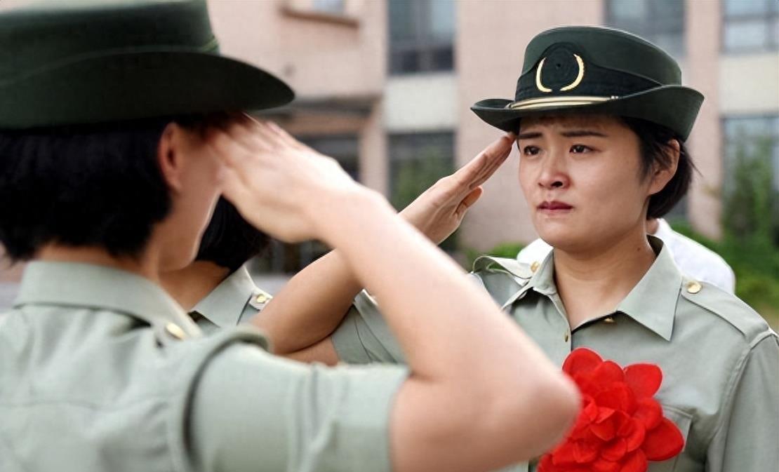 回顧歷史，重溫輝煌，1999年國慶閱兵式，回顧輝煌瞬間，1999年國慶閱兵式盛大回顧