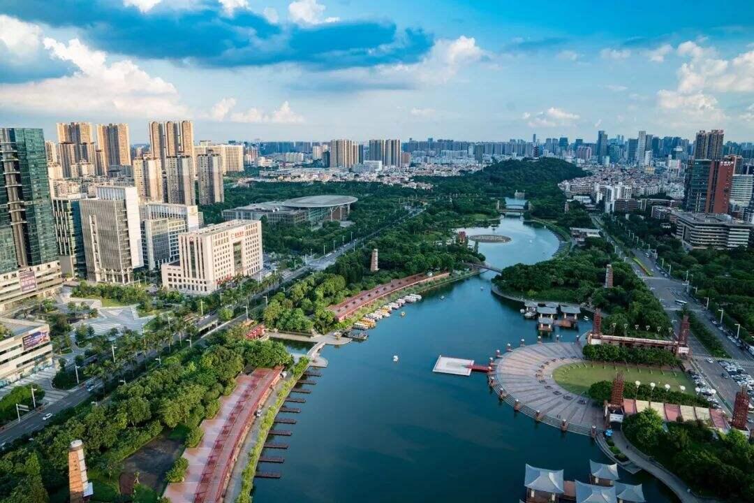 澳門正版免費資源展望，邁向未來的精準服務體驗（2025展望），澳門正版資源展望，邁向精準服務體驗的未來之路（2025年展望）