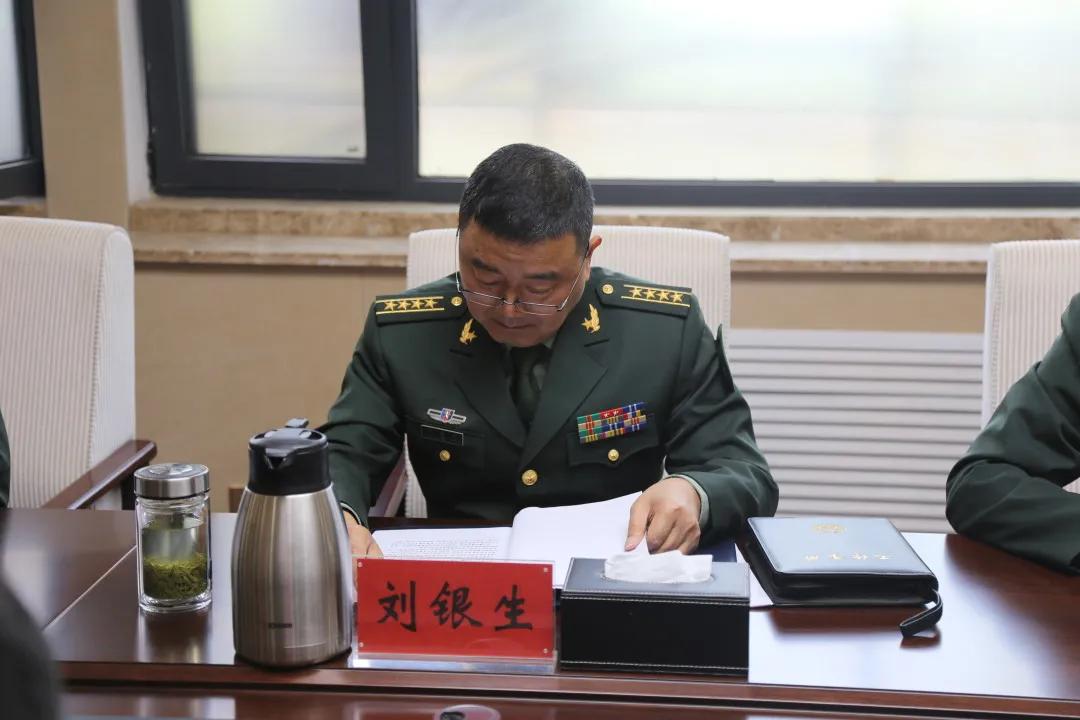 部隊(duì)每日新聞講評稿子，部隊(duì)每日新聞講評概覽，最新動態(tài)與要點(diǎn)解析