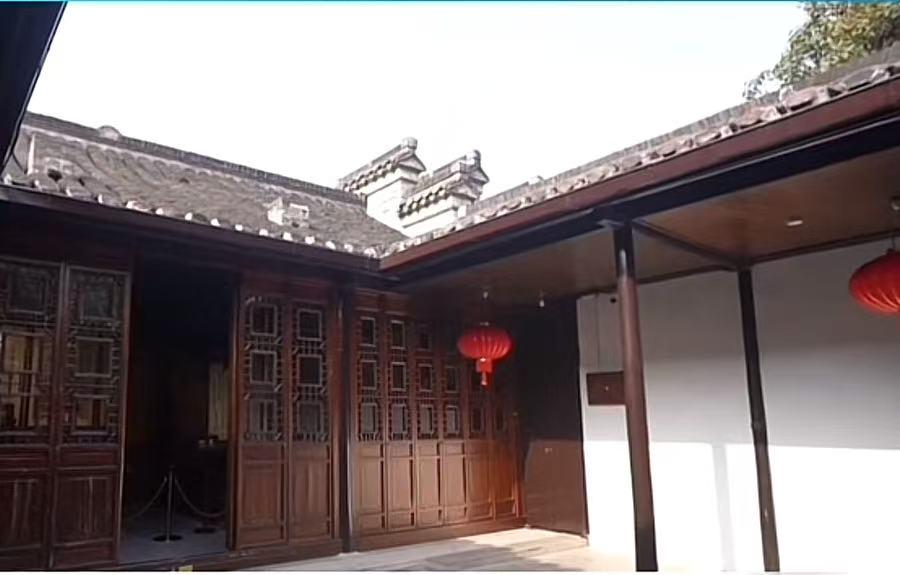 江澤民故居面向社會(huì)公眾開放，歷史文化的傳承與展示，江澤民故居開放，歷史文化的傳承與展示之旅